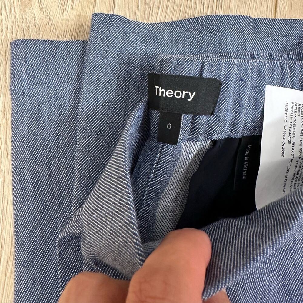 Theory Relaxed Pull-On Pant in Fluid Linen Size 0 Light Denim Blue - Picture 3 of 7